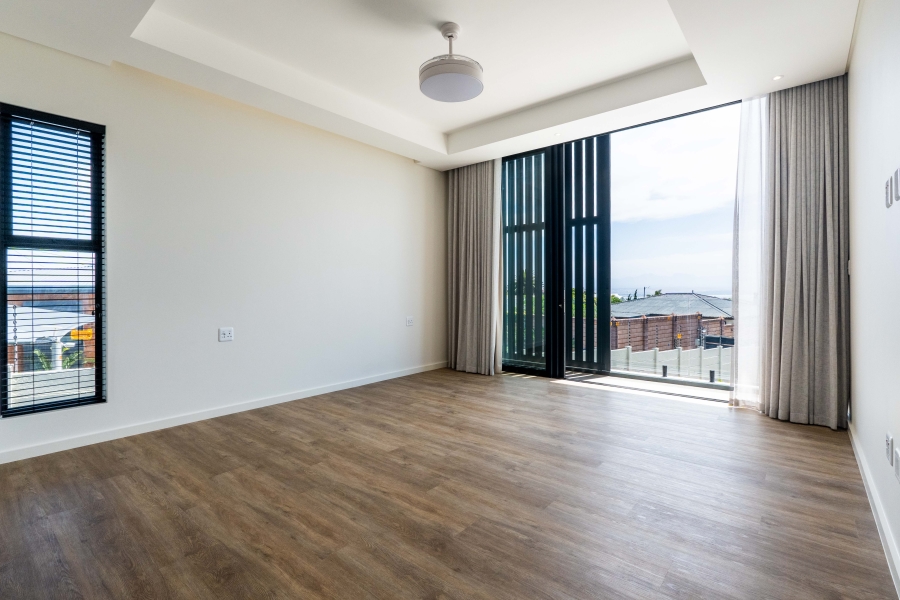 To Let 3 Bedroom Property for Rent in Mossel Bay Central Western Cape